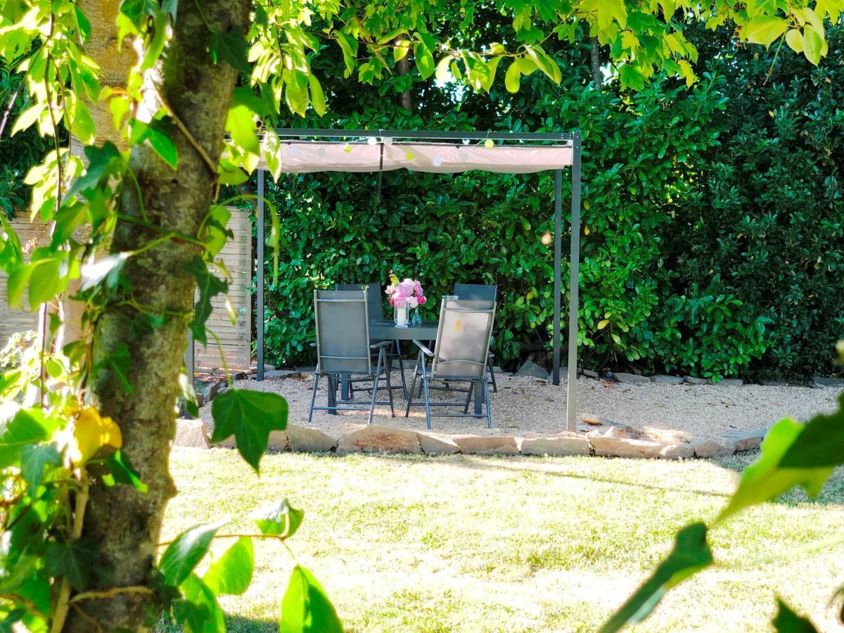 No 6 B&B Landivy Exteriér fotografie